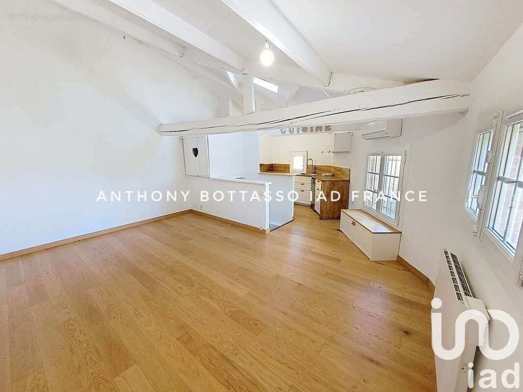 Photo 2 - Appartement à SIX-FOURS-LES-PLAGES