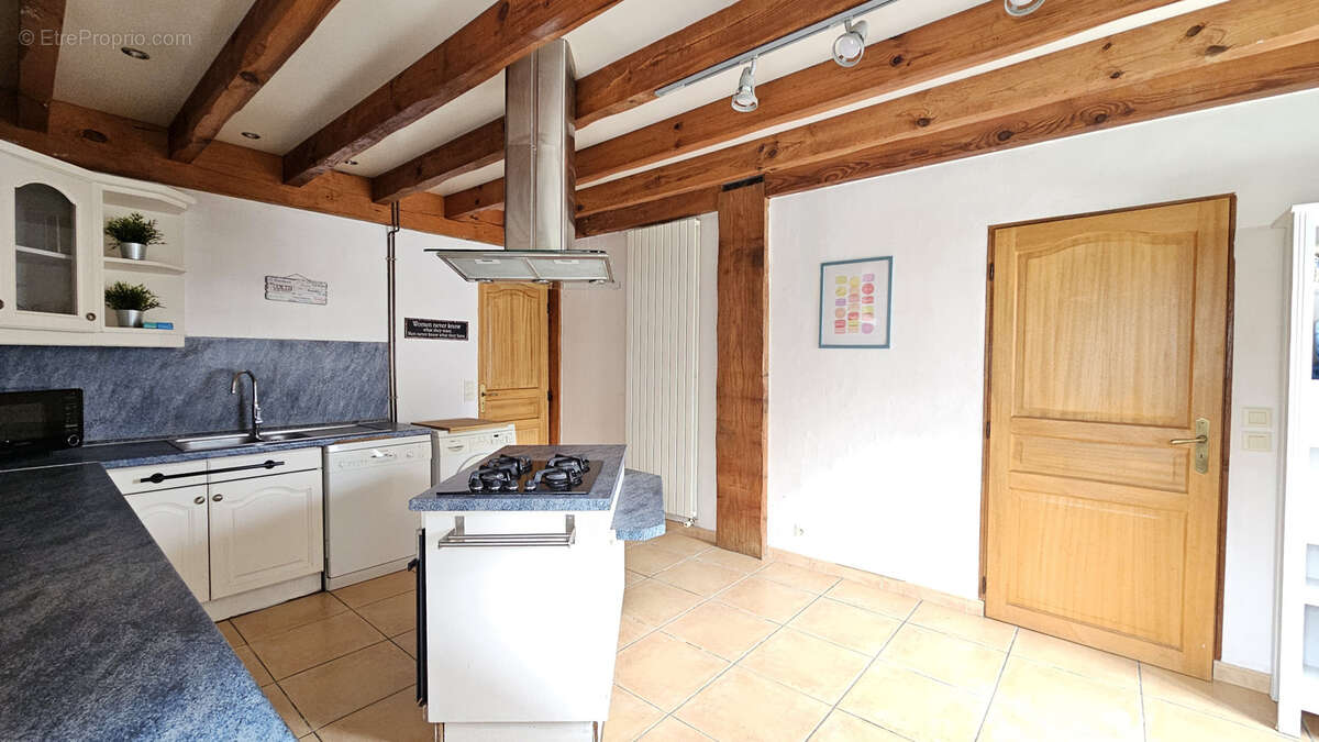 Maison à SAUBRIGUES