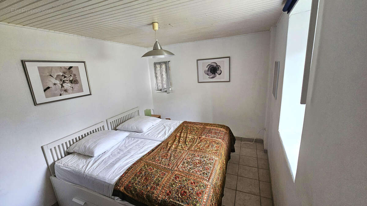 Maison à SAUBRIGUES