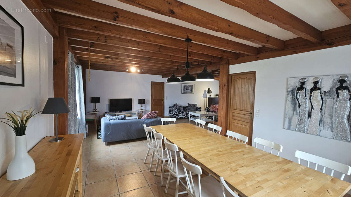 Maison à SAUBRIGUES