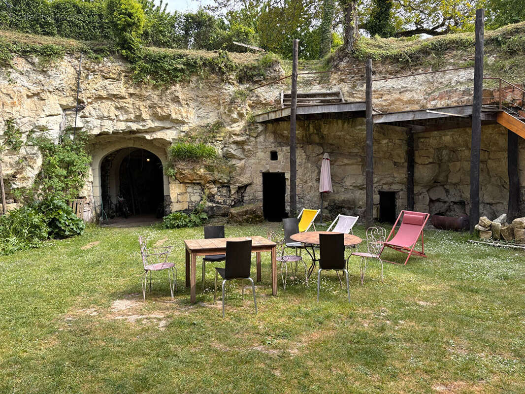Maison à DOUE-LA-FONTAINE