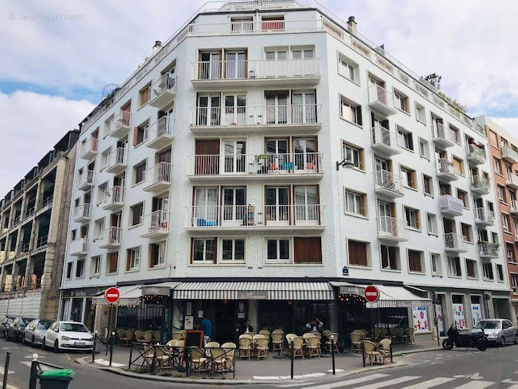 Appartement à PARIS-15E