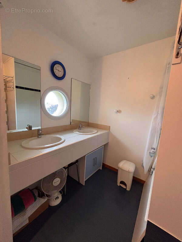 Maison à NUEIL-SUR-LAYON