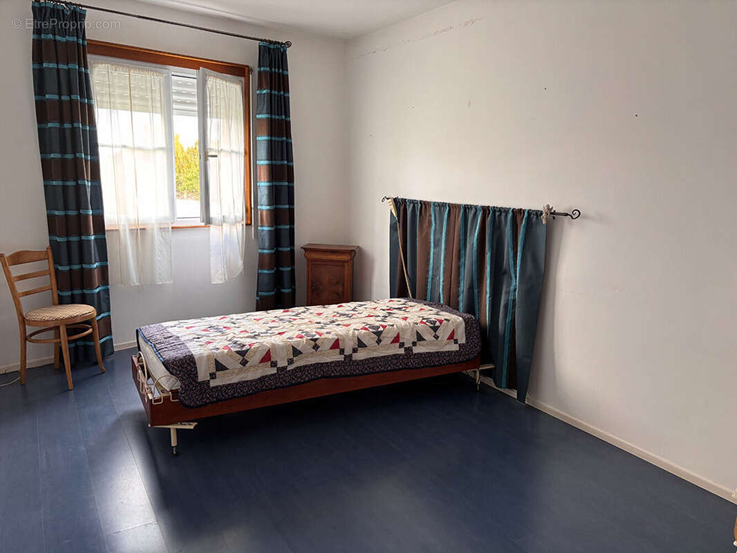 Maison à NUEIL-SUR-LAYON