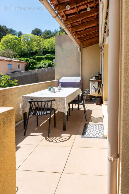 Appartement à MARSEILLE-11E