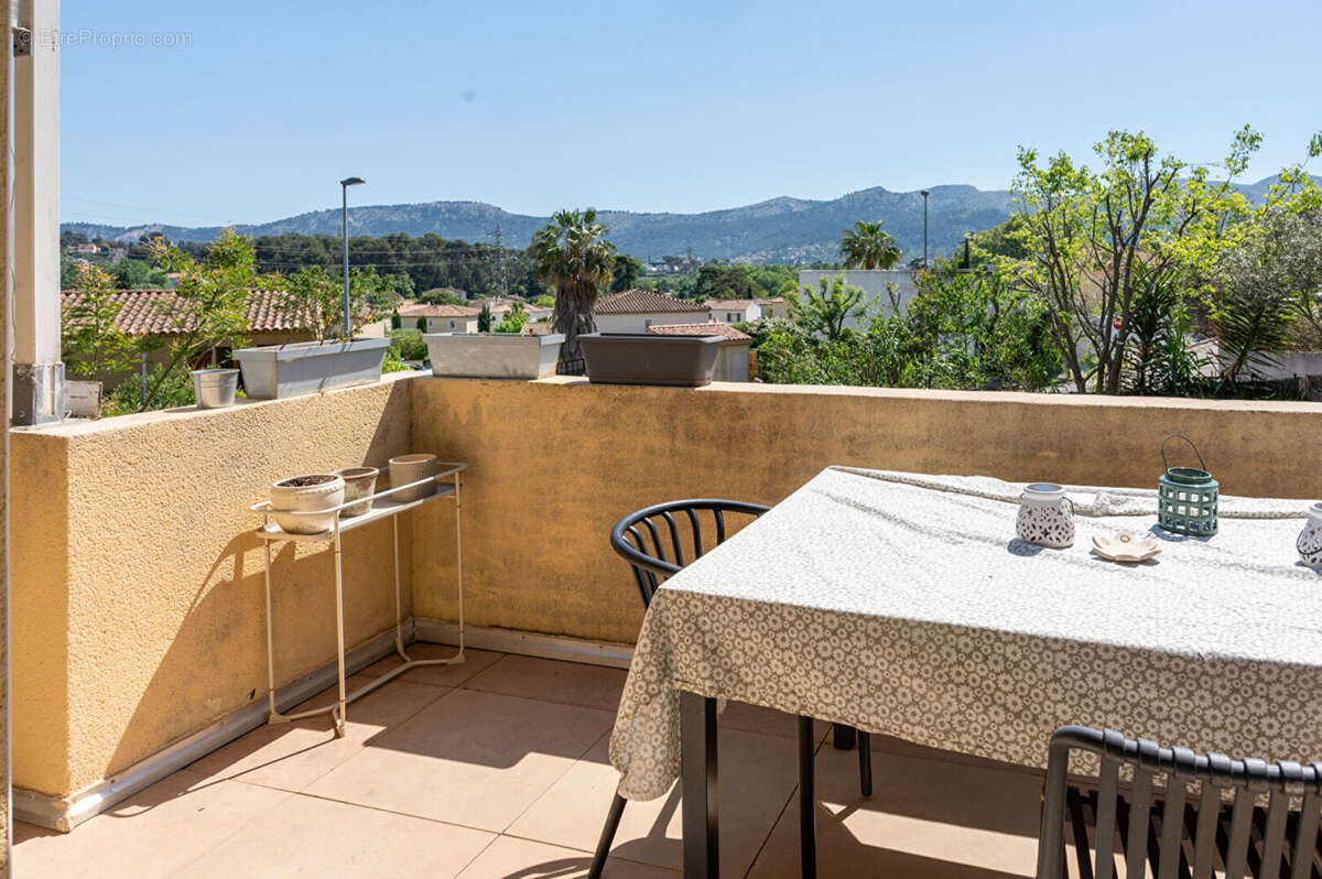 Appartement à MARSEILLE-11E