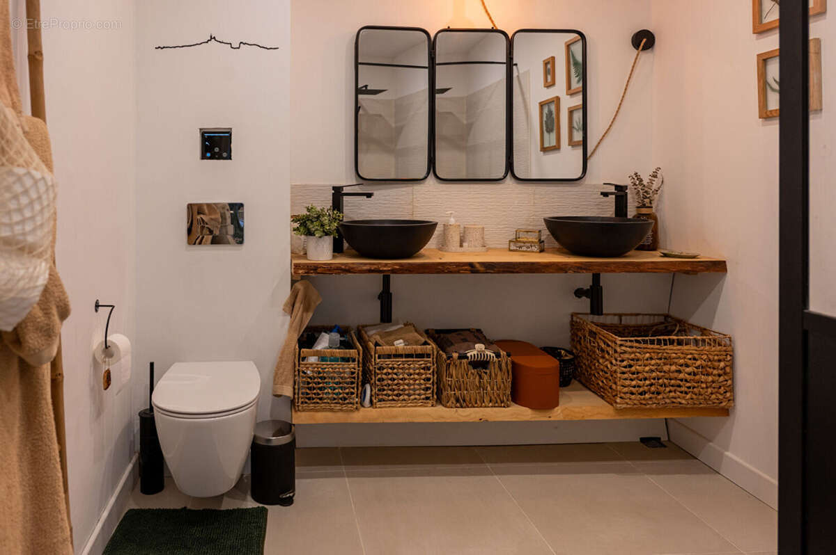 Appartement à MARSEILLE-11E