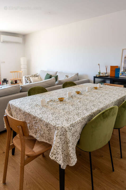 Appartement à MARSEILLE-11E