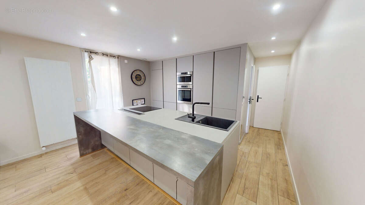 Appartement à CLAIX