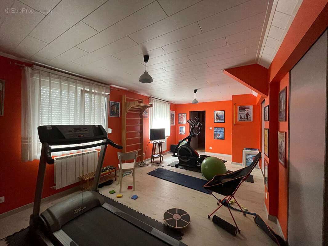 Maison à VILLARS-SOUS-DAMPJOUX