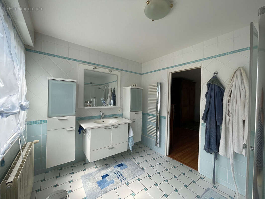 Maison à VILLARS-SOUS-DAMPJOUX