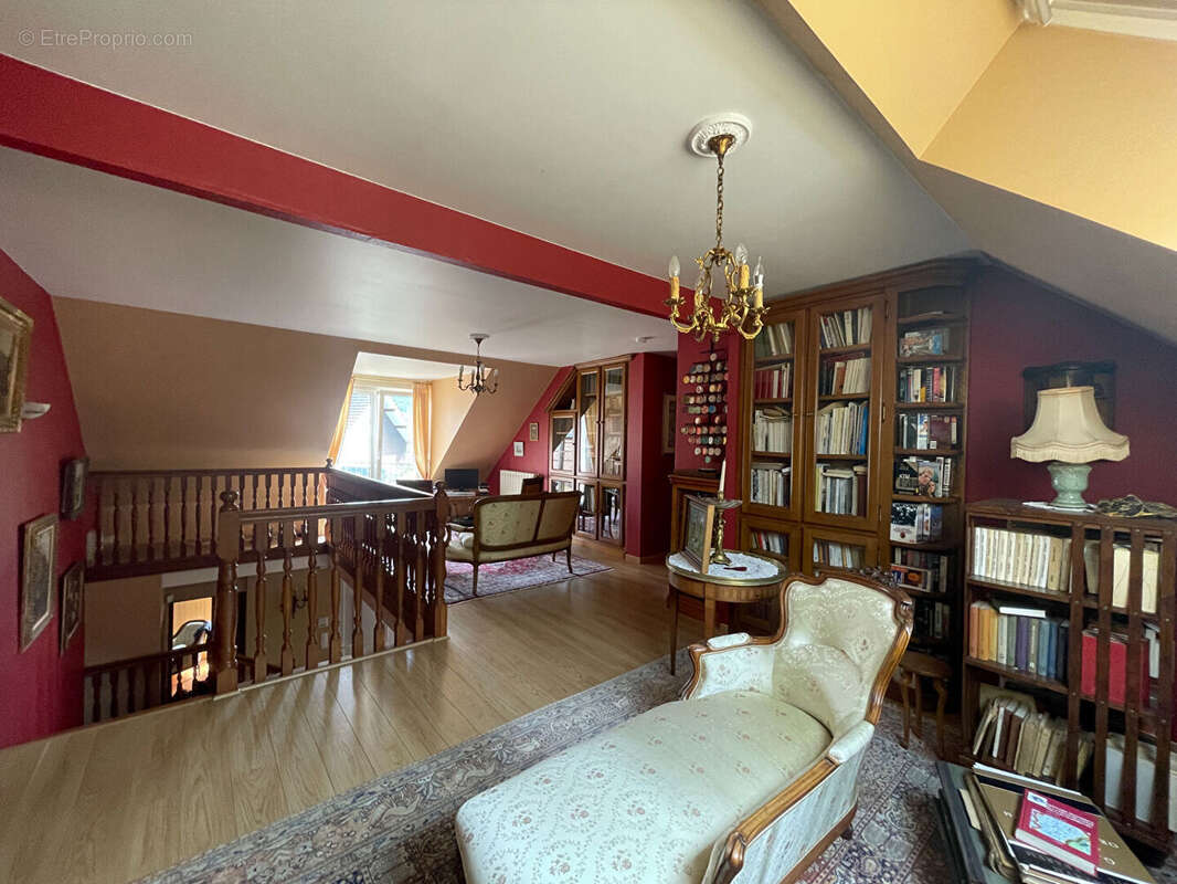 Maison à VILLARS-SOUS-DAMPJOUX