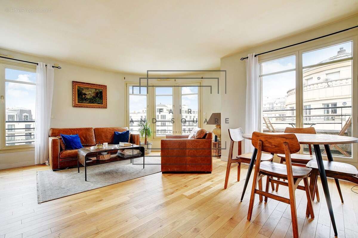 Appartement à LEVALLOIS-PERRET