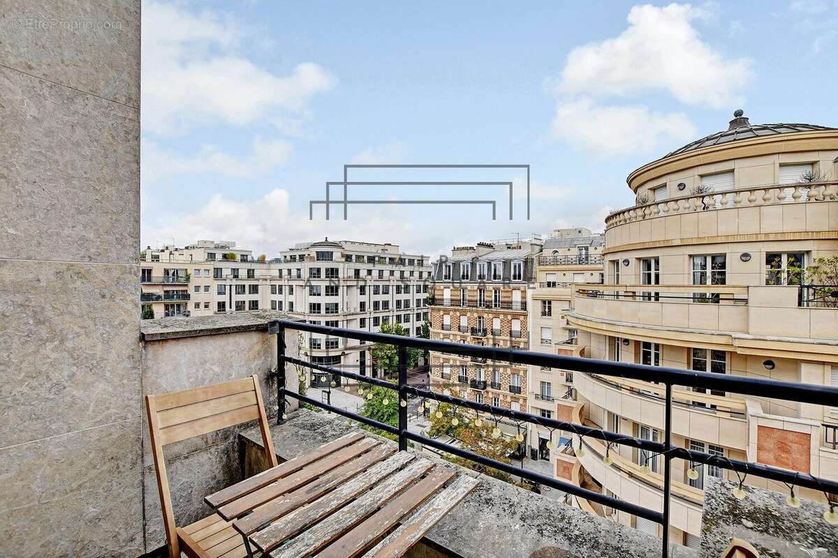 Appartement à LEVALLOIS-PERRET