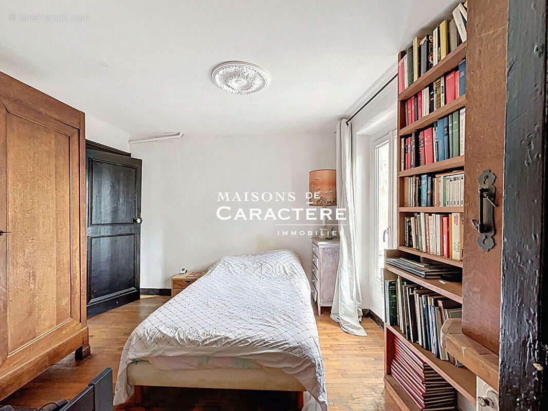 Maison à MORAINVILLIERS