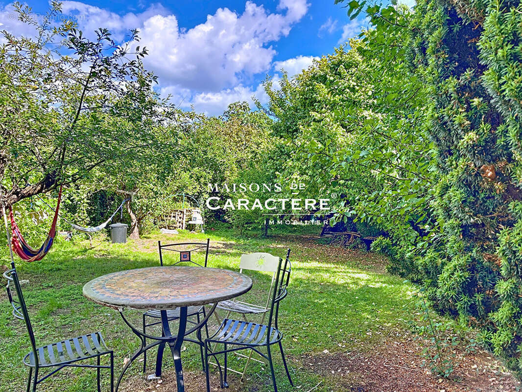 Maison à VERNEUIL-SUR-SEINE