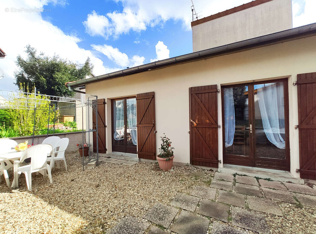 Maison à VITRY-SUR-SEINE