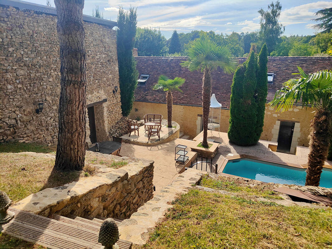 Maison à MOULIHERNE