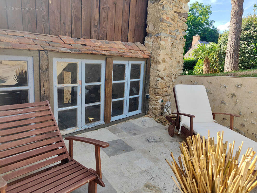 Maison à MOULIHERNE