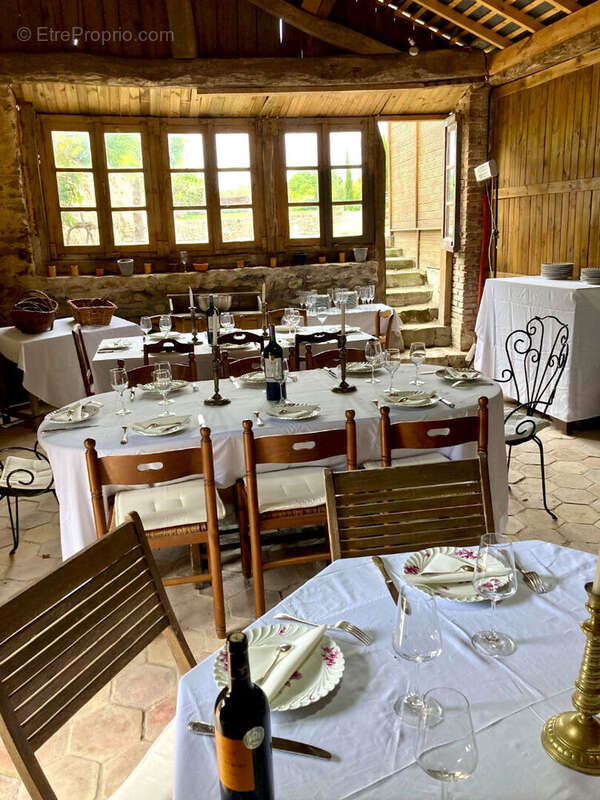 Maison à MOULIHERNE