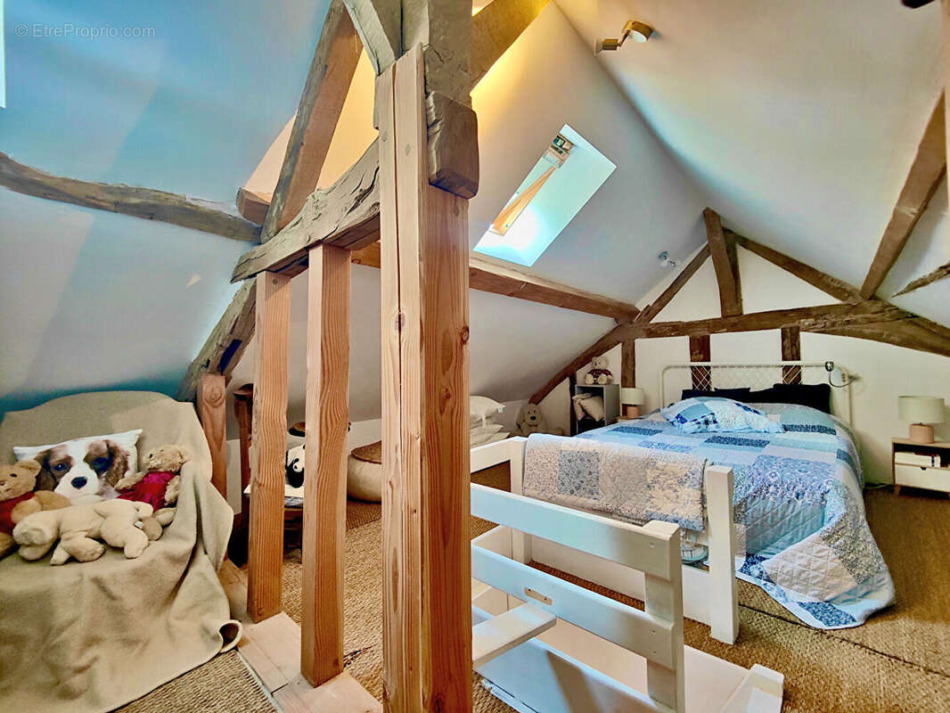 Maison à MOULIHERNE