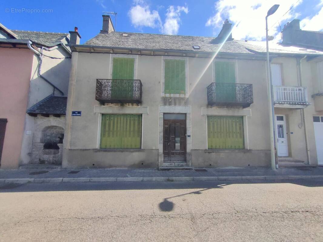 Maison à SAINT-AMANS-DES-COTS