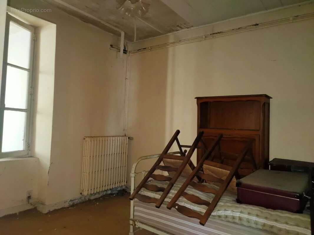 Maison à SAINT-AMANS-DES-COTS