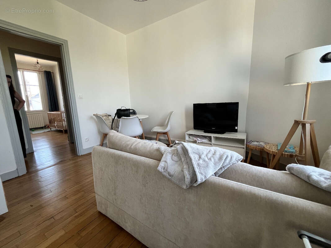 Pièce à vivre 2 - Appartement à TOURS