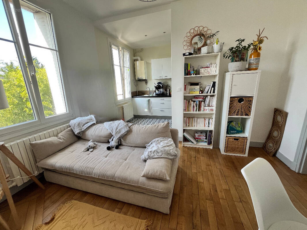 Pièce à vivre - Appartement à TOURS