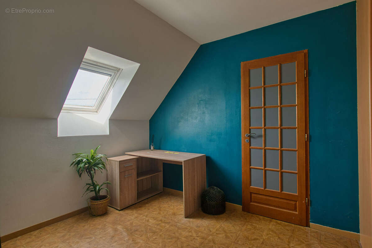 Maison à SAINT-PIERRE-LES-NEMOURS
