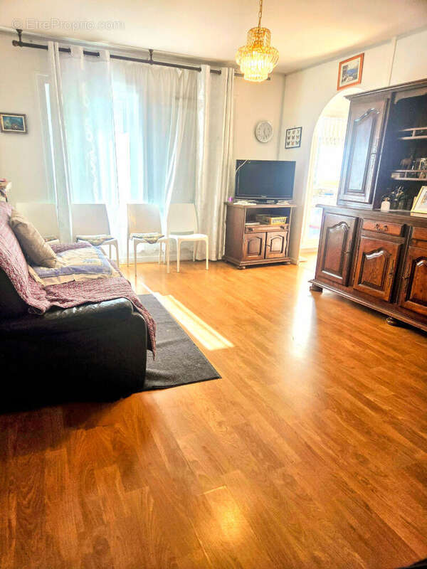 Appartement à TREMBLAY-EN-FRANCE