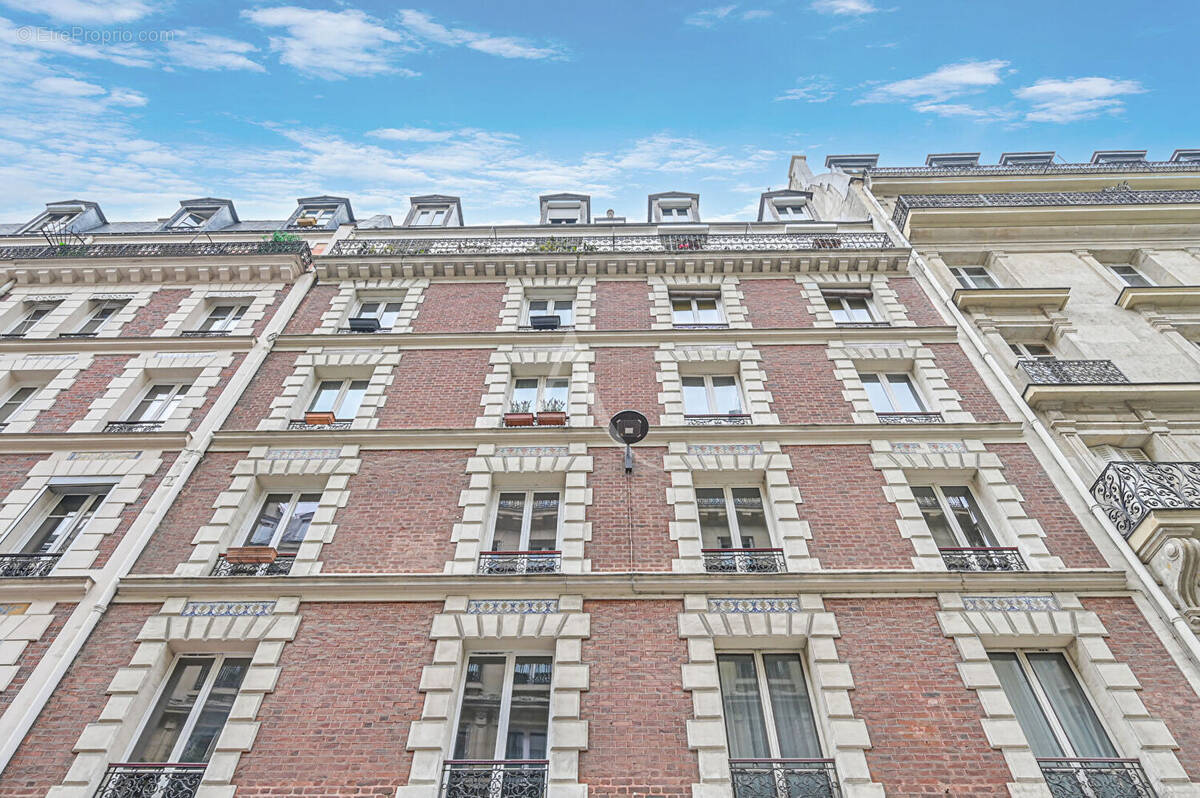 Appartement à PARIS-7E