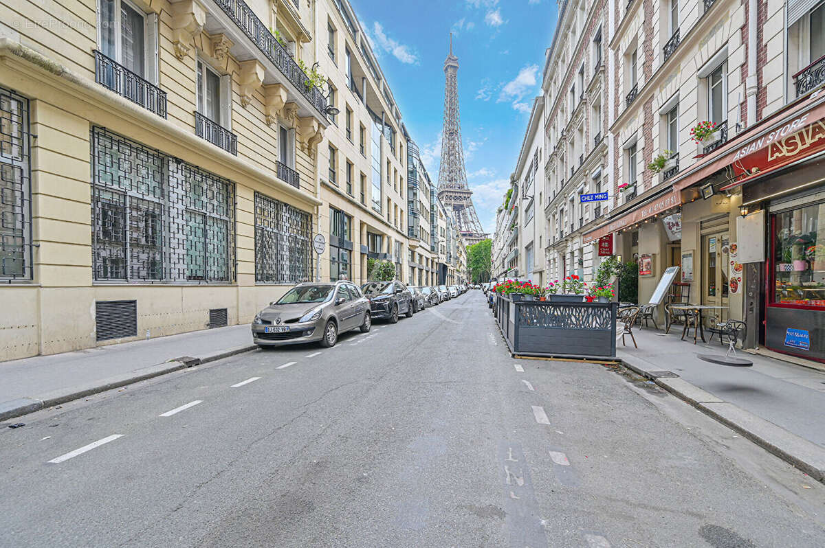 Appartement à PARIS-7E