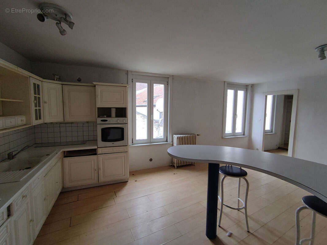 Appartement à BOHAIN-EN-VERMANDOIS
