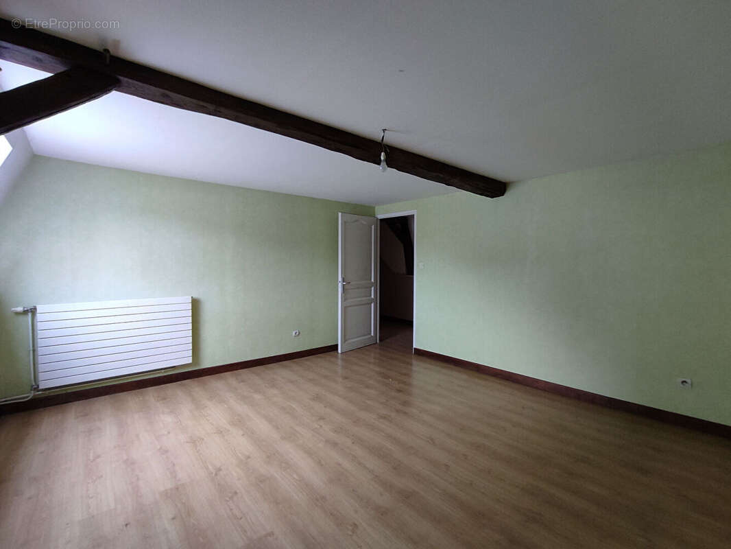 Appartement à BOHAIN-EN-VERMANDOIS