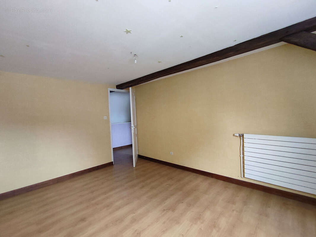 Appartement à BOHAIN-EN-VERMANDOIS