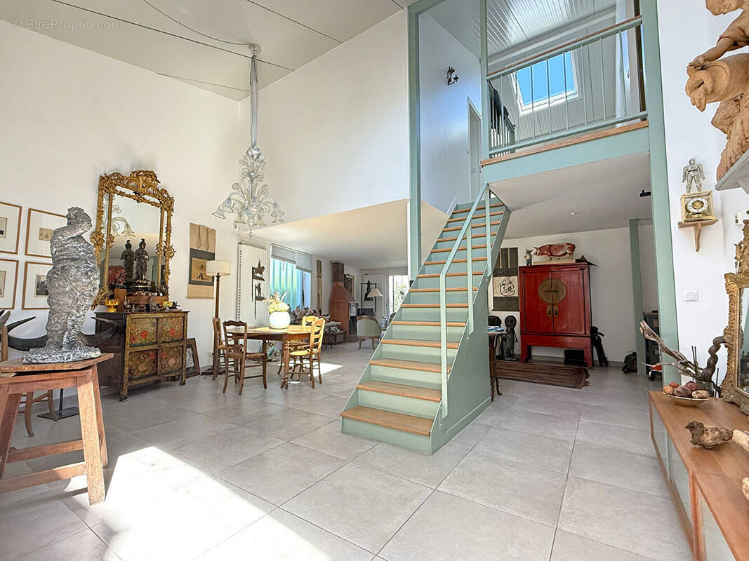 Maison à NEUILLY-PLAISANCE