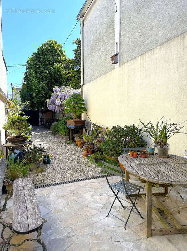 Maison à NEUILLY-PLAISANCE