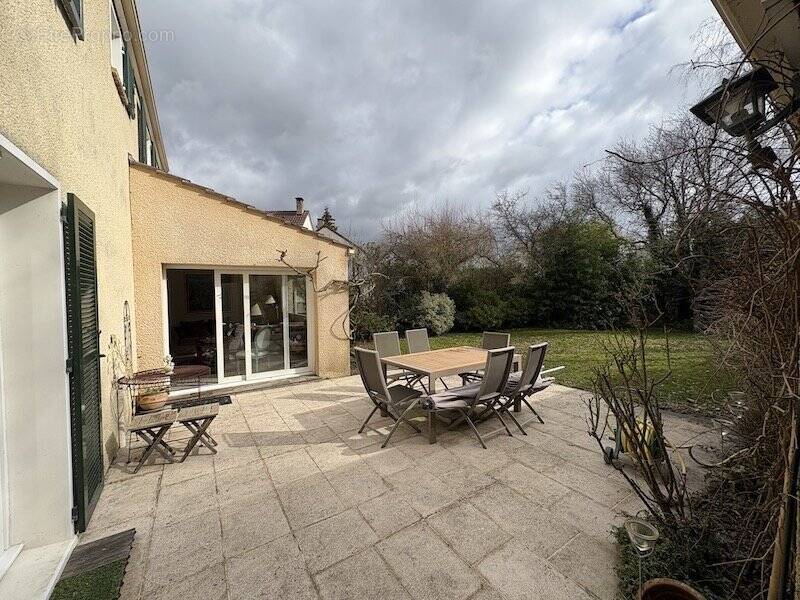 Maison à CHATEAUFORT