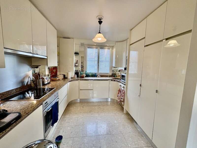 Maison à CHATEAUFORT