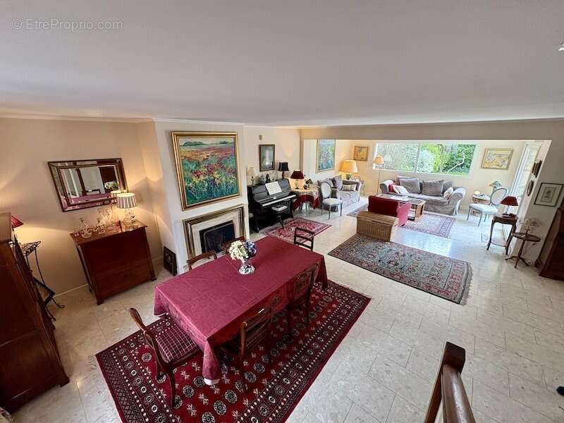 Maison à CHATEAUFORT