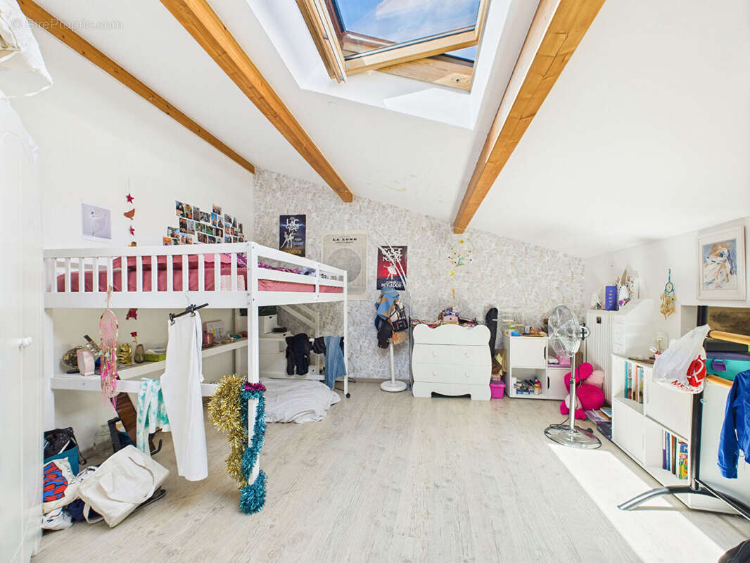 Maison à TOURNON-SUR-RHONE