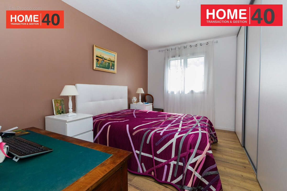 Maison à PARENTIS-EN-BORN