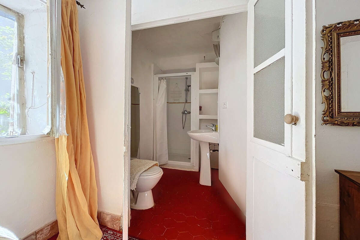 Maison à SAINT-MARTIN-DE-CASTILLON