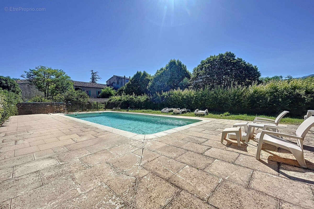 Maison à SAINT-MARTIN-DE-CASTILLON