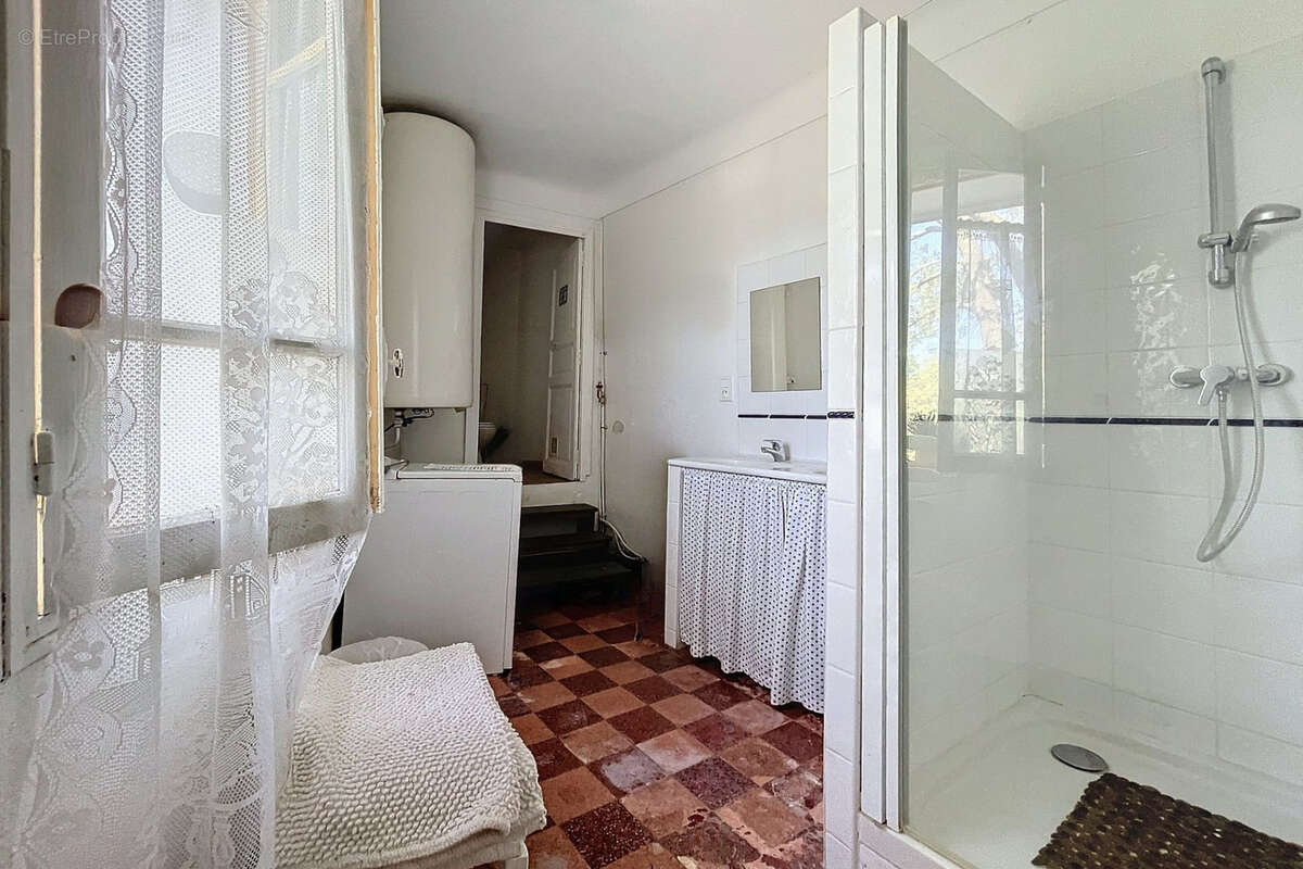 Maison à SAINT-MARTIN-DE-CASTILLON