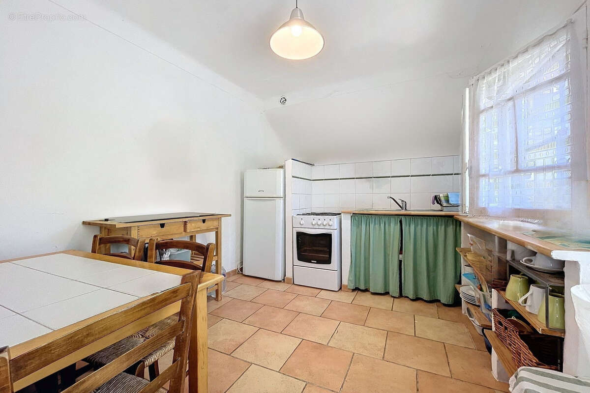 Maison à SAINT-MARTIN-DE-CASTILLON