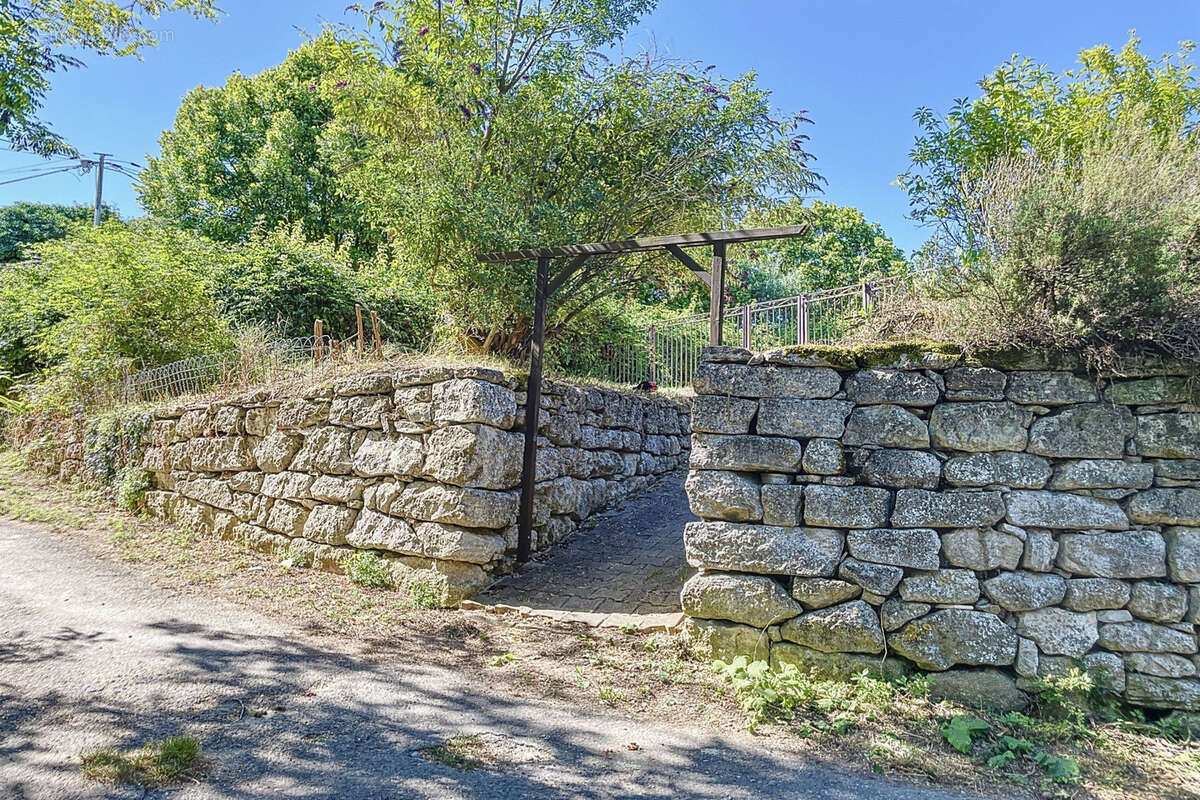 Maison à SAINT-MARTIN-DE-CASTILLON