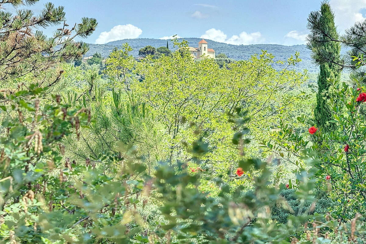 Maison à SAINT-SATURNIN-LES-APT