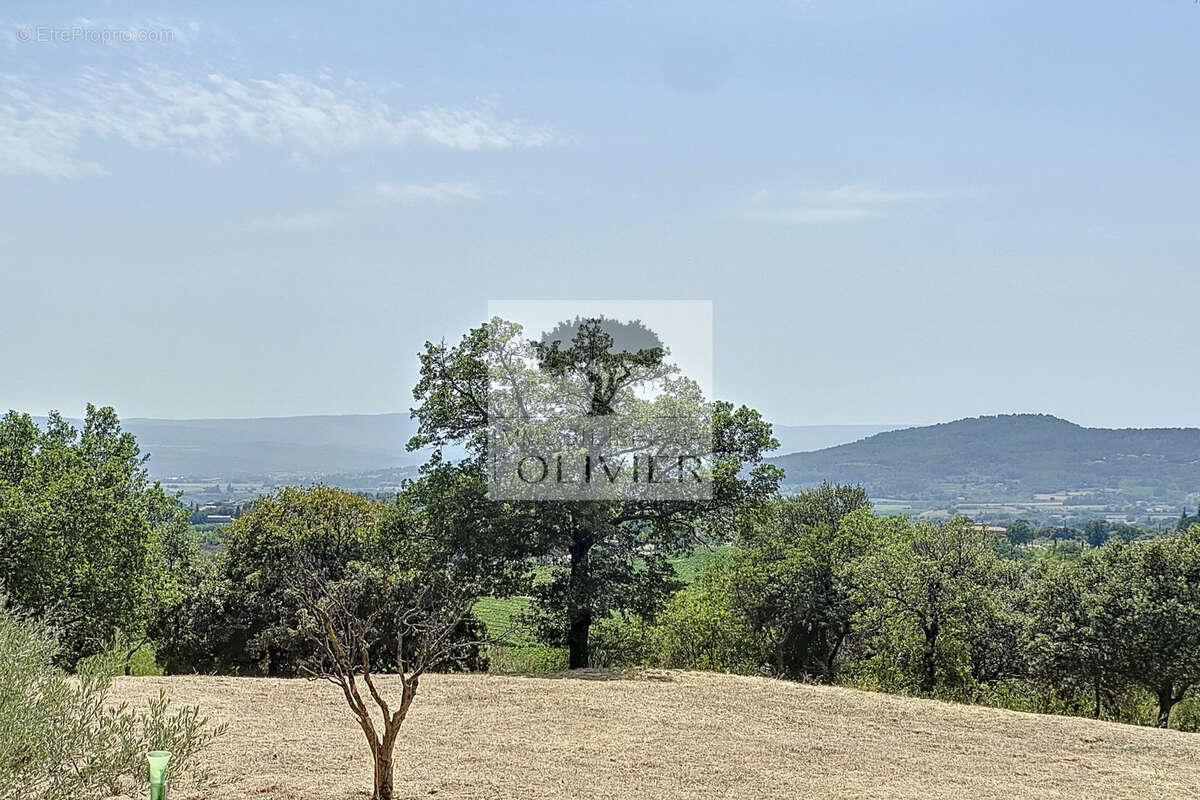 Maison à SAINT-SATURNIN-LES-APT